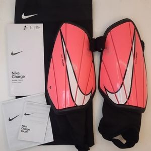 Nike Charge Soccer Shin Guards (Black/Pink) SP2165-675 Youth Size Large
